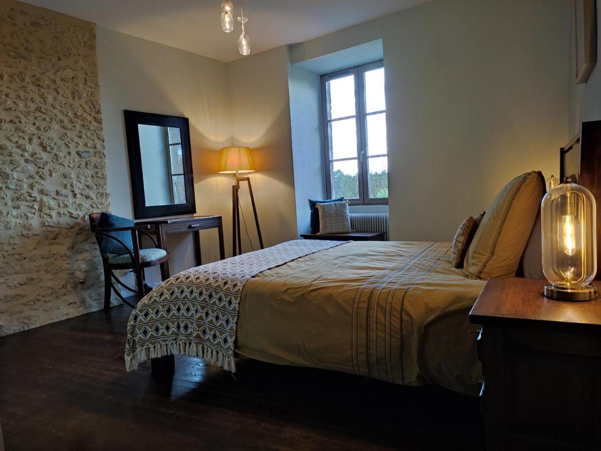 Planches Et Plonk Bed and Breakfast Belvès Exteriör bild